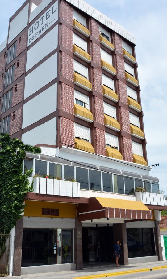 Hotel Eo Park Сан-Клементе-дель-Тую Экстерьер фото