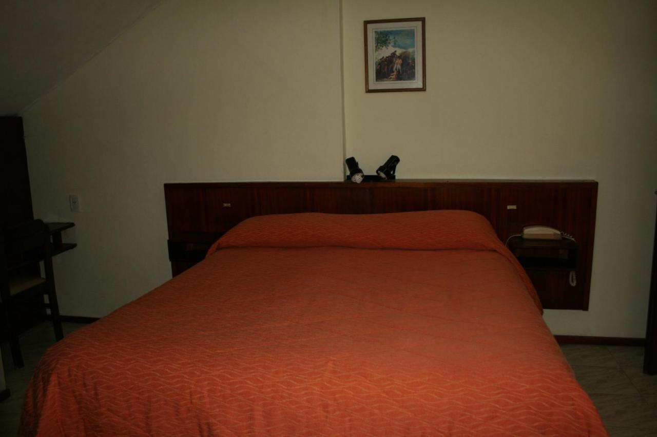 Hotel Eo Park Сан-Клементе-дель-Тую Экстерьер фото